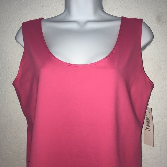 2/$20 NWT Passport Sleeveless Stretch Tank Top - Picture 3 of 4